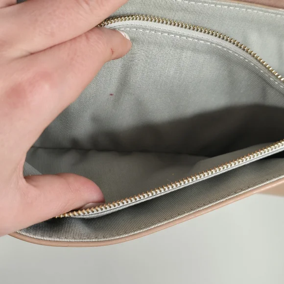 L.K. Bennett Elegant Nude Patent Leather Shoulder Bag - Picture 9 of 15